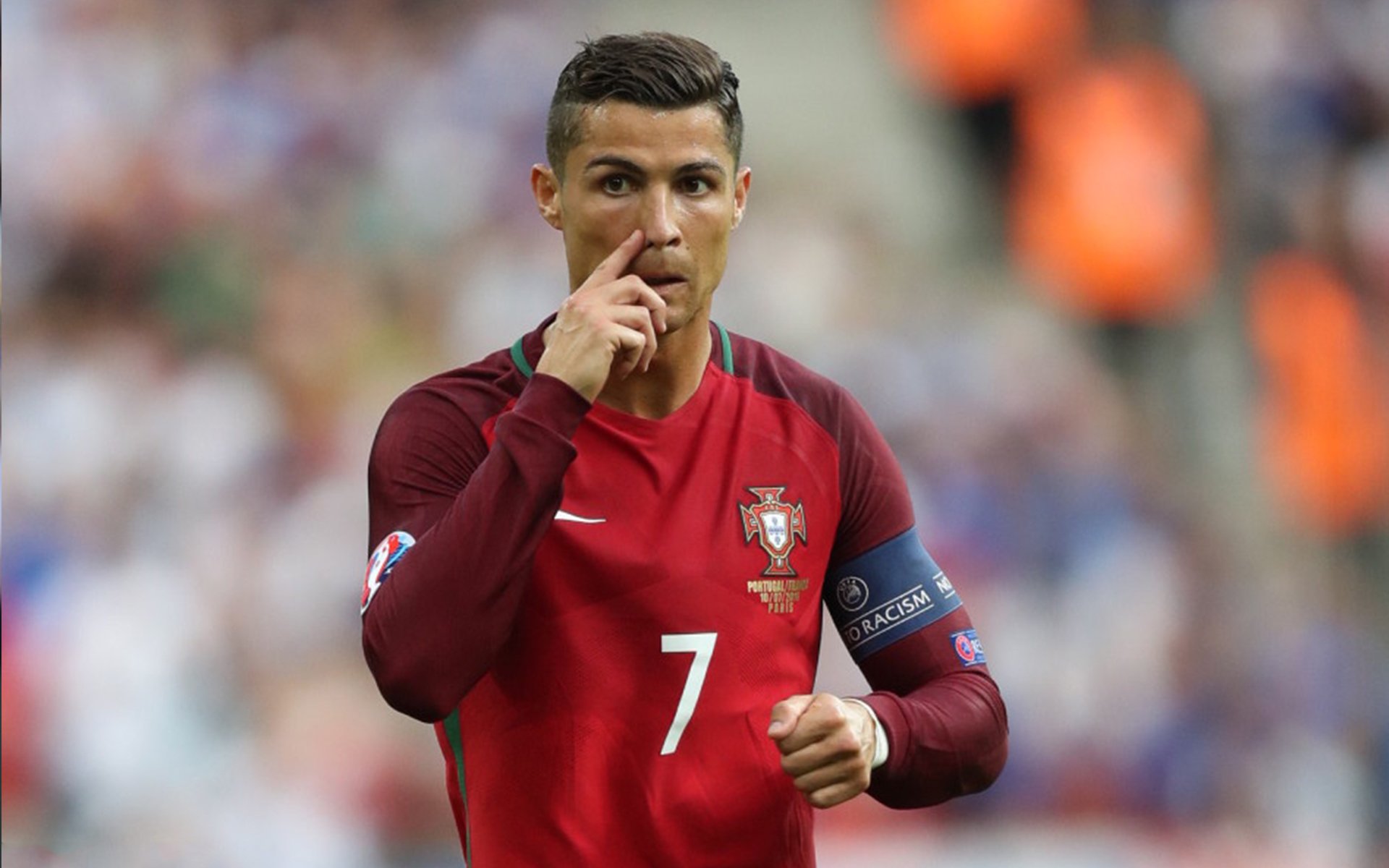 东亚杯中国足球平局 球迷期待下一场胜利，东亚杯中国战绩