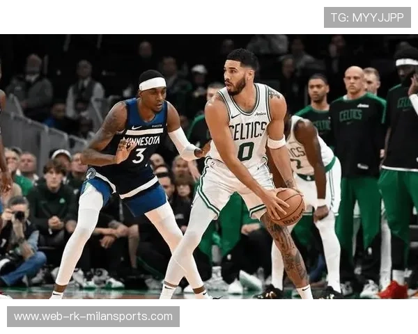 凯尔特人迎来战术新变——中途引入稳定点球手,开启夺冠新篇章 凯尔特人迎来战术新变——中途引入稳定点球手,开启夺冠新篇章